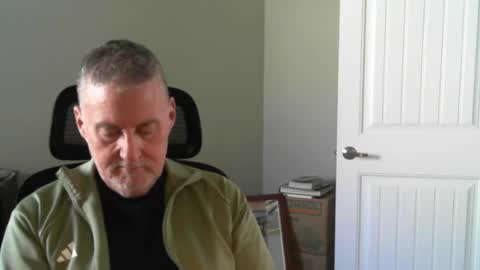 Snapshot of ohfukitsbob chatting on April 20, 2026, 6:31 pm ohfukitsbob online show from April 20, 2026, 6:31 pm