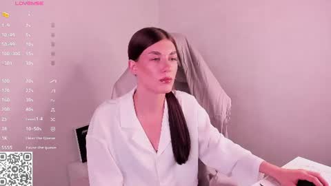 Snapshot of ohh_my_vens chatting on July 7, 2026, 6:47 am KAYA. online Tu We Th Fr Sa 0100AM - 0800AM Time zone of Germany Munich online show from July 7, 2026, 6:47 am