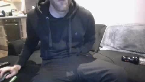 Snapshot of ohmibodslave chatting on December 15, 2024, 8:04 pm TheDee online show from December 15, 2024, 8:04 pm