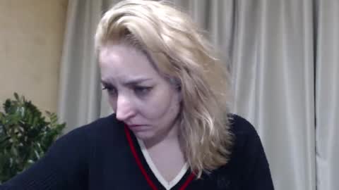 Mari online show from February 18, 2026, 2:13 pm