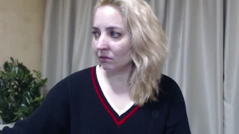 Mari online show from February 19, 2026, 2:18 am