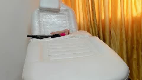 Olaia  online show from March 12, 2025, 3:07 pm