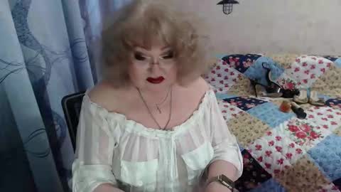 old_and_fluffy online show from March 19, 2026, 9:46 am