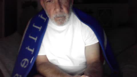 Snapshot of old_bald63 chatting on August 2, 2026, 7:40 am old_bald63 online show from August 2, 2026, 7:40 am