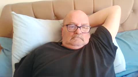 old_fkr online show from January 18, 2025, 9:24 am