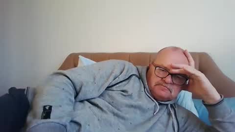 old_fkr online show from January 25, 2025, 11:55 am