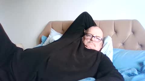 old_fkr online show from March 2, 2025, 3:27 pm