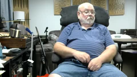 old_guy111 online show from September 25, 2025, 4:21 pm