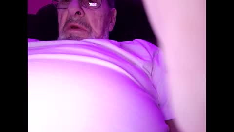 oldaddy2 online show from February 5, 2026, 4:50 am