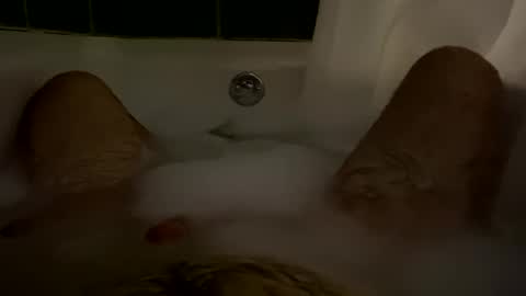 oldbones2 online show from January 11, 2025, 2:30 am