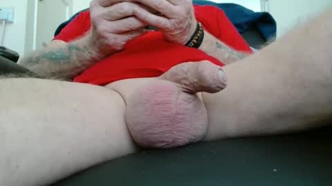 Snapshot of oldboy2025 chatting on March 27, 2026, 11:10 am oldboy2025 online show from March 27, 2026, 11:10 am