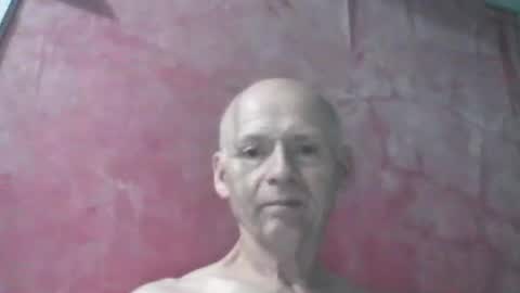 oldbuthorny62 online show from April 10, 2026, 4:06 am