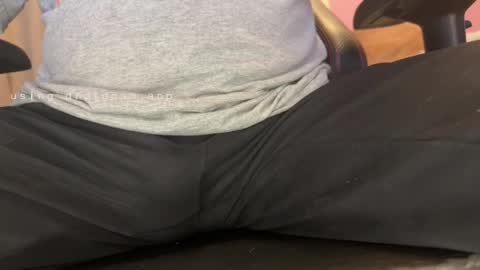 older_guy1 online show from May 10, 2026, 3:06 pm