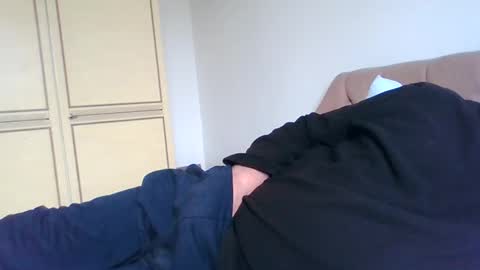 Snapshot of oldfkr69 chatting on September 12, 2025, 9:20 am oldfkr69 online show from September 12, 2025, 9:20 am