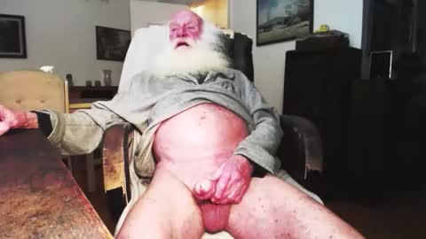 oldfucker9 online show from March 4, 2026, 2:50 am