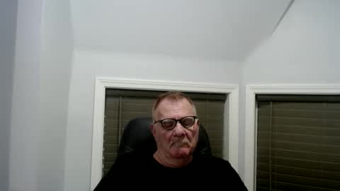 Snapshot of oldguybigd chatting on May 29, 2026, 6:00 am oldguybigd online show from May 29, 2026, 6:00 am