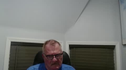 Snapshot of oldguybigd chatting on June 5, 2026, 4:52 am oldguybigd online show from June 5, 2026, 4:52 am