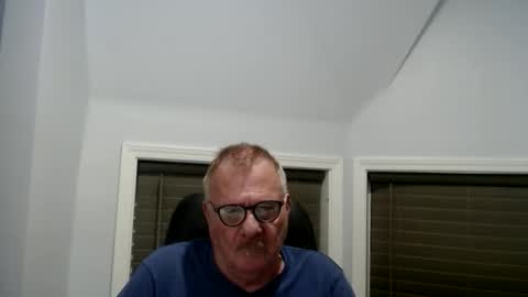 Snapshot of oldguybigd chatting on June 7, 2026, 6:06 am oldguybigd online show from June 7, 2026, 6:06 am