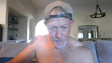 Snapshot of oldmanmeataz chatting on March 13, 2026, 2:45 pm oldmanmeataz online show from March 13, 2026, 2:45 pm