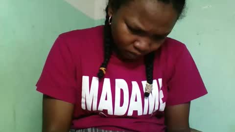 olgaaldy online show from October 24, 2025, 6:59 pm