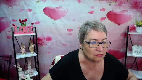 OlgaLuck online show from May 22, 2026, 5:03 am