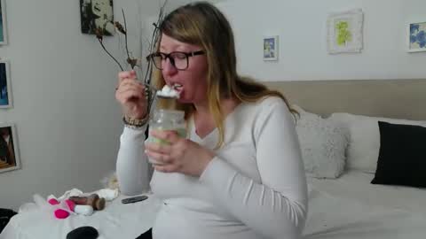 Snapshot of olgapavlova chatting on March 10, 2026, 10:53 am Olga Pavlova online show from March 10, 2026, 10:53 am