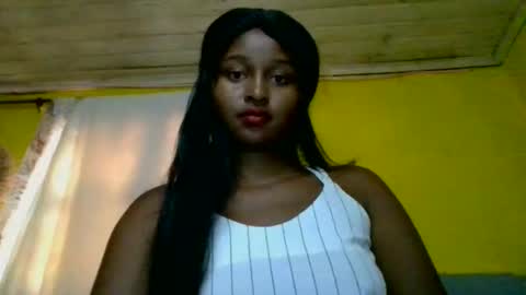 olinah610 online show from February 20, 2026, 7:54 am