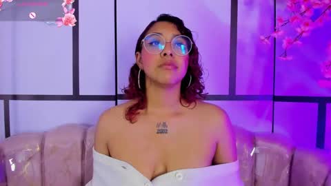 olive  online show from September 19, 2025, 5:53 am