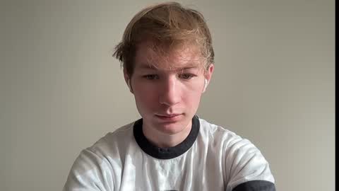 Snapshot of oliver_beck chatting on December 5, 2024, 7:38 pm Oliver Beck online show from December 5, 2024, 7:38 pm