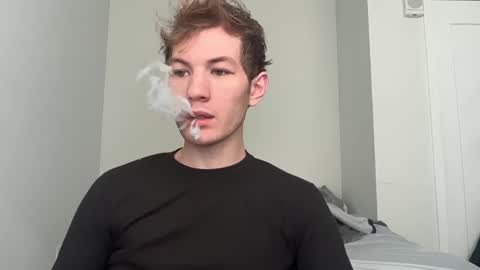 Snapshot of oliver_beck chatting on February 17, 2025, 5:10 pm Oliver Beck online show from February 17, 2025, 5:10 pm