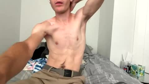 Snapshot of oliver_beck chatting on September 24, 2025, 6:44 pm Oliver Beck online show from September 24, 2025, 6:44 pm