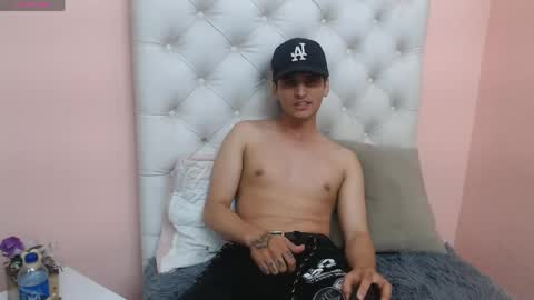 Snapshot of oliver_cat_ chatting on May 10, 2026, 1:49 pm oliver_cat_ online show from May 10, 2026, 1:49 pm