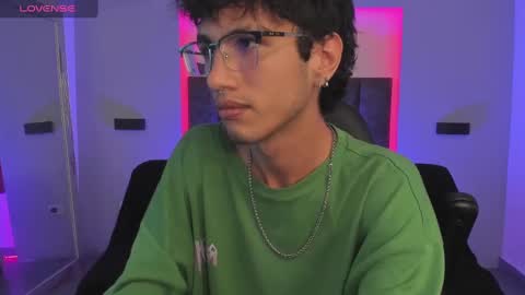 Oliver fast online show from February 2, 2025, 7:09 am