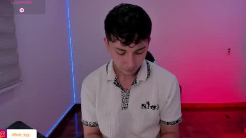 Snapshot of oliver_kyy chatting on May 13, 2026, 9:00 pm oliveeer online show from May 13, 2026, 9:00 pm