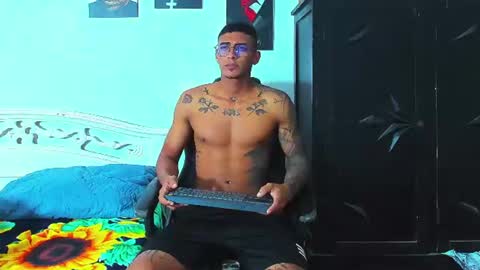 Snapshot of oliver_smith_2 chatting on June 20, 2026, 2:20 pm oliver_smith_2 online show from June 20, 2026, 2:20 pm