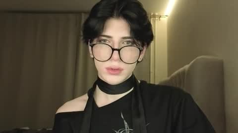 oliver online show from March 10, 2026, 1:43 am