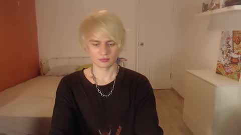 Oliver online show from October 7, 2025, 1:47 am