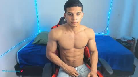 Snapshot of oliver_thompsson chatting on June 16, 2026, 6:43 pm oliver thompsson online show from June 16, 2026, 6:43 pm