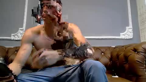 Snapshot of oliverbennet chatting on December 4, 2024, 9:02 pm Oliver bennet online show from December 4, 2024, 9:02 pm