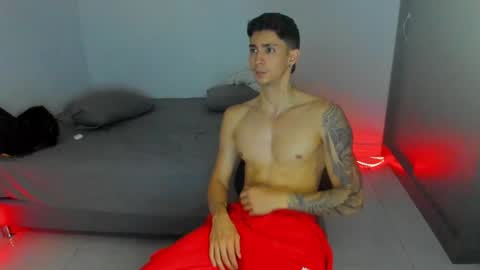 Snapshot of oliverbennet chatting on February 26, 2025, 10:31 pm Oliver bennet online show from February 26, 2025, 10:31 pm