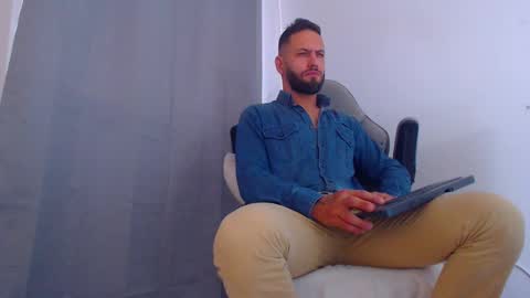 oliver online show from December 16, 2024, 5:33 pm