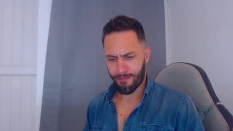 oliver online show from January 13, 2025, 12:09 am