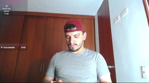 Snapshot of olivervitale chatting on January 12, 2025, 3:57 pm Oliver online show from January 12, 2025, 3:57 pm
