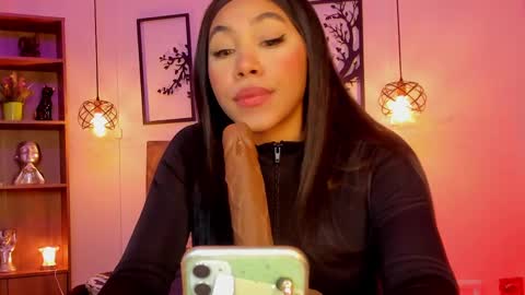 Olivia online show from February 6, 2025, 4:10 am