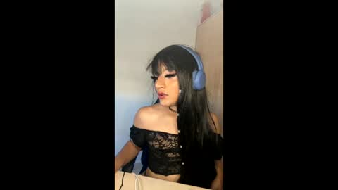 Snapshot of olivia_bigcockk chatting on June 1, 2026, 10:33 pm olivia_bigcockk online show from June 1, 2026, 10:33 pm