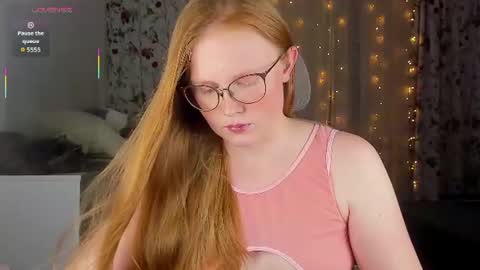 Snapshot of olivia_date chatting on August 6, 2026, 6:10 pm Olivia Date online show from August 6, 2026, 6:10 pm