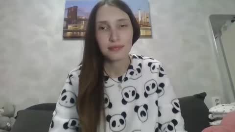 Olivia online show from October 10, 2025, 9:14 pm
