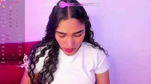 Snapshot of olivia_fx chatting on July 15, 2026, 4:40 am Maria online show from July 15, 2026, 4:40 am