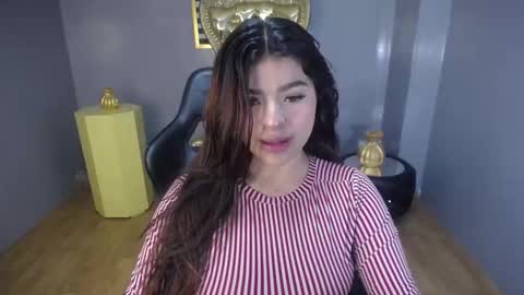 Snapshot of olivia_grenville_t chatting on October 10, 2025, 7:57 pm Olivia online show from October 10, 2025, 7:57 pm