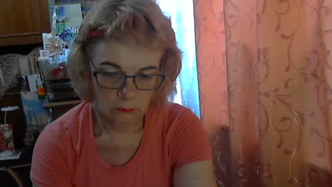 Olivia Mia online show from June 12, 2026, 8:57 am